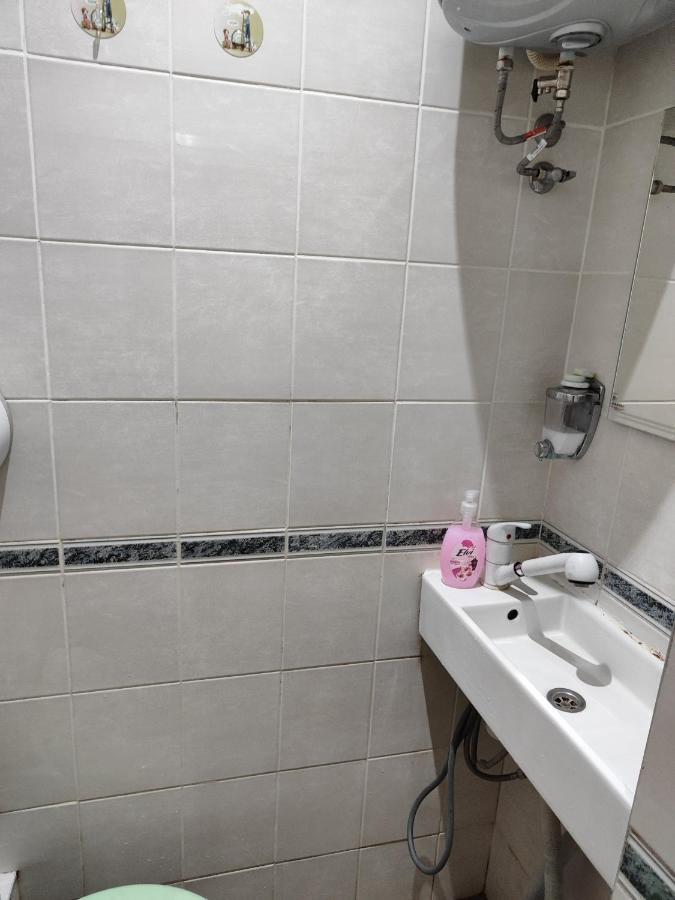 Лидер Хаус Хостел Varna Exteriör bild